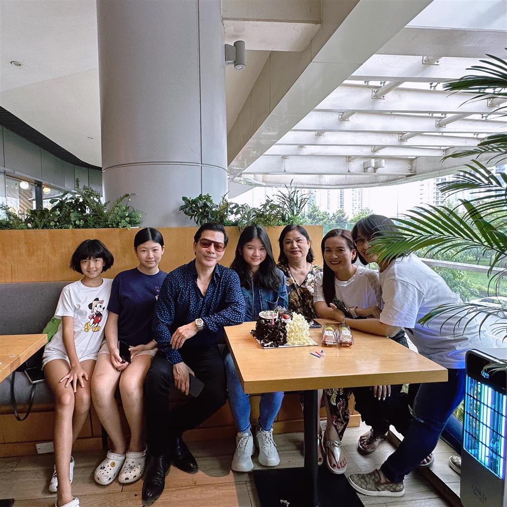 Trần Bảo Sơn hội ngộ mẹ vợ cũ ngày sinh nhật con gái-4