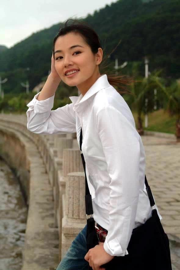 Mỹ nhân phim thần tượng ngoại tình với bác sĩ thẩm mỹ-3