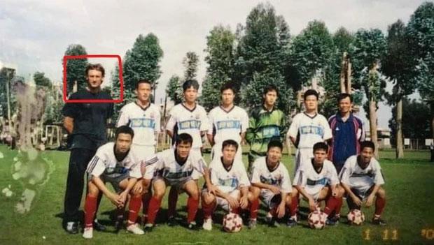 HLV giúp Saudi Arabia đánh bại Argentina từng dẫn dắt CLB Nam Định-1