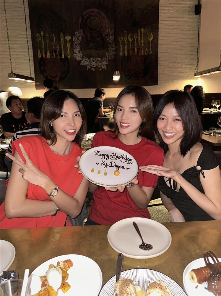 Diệu Nhi đọ sắc siêu mẫu lẫn hoa hậu, ra sao trong ảnh bị tag?-1