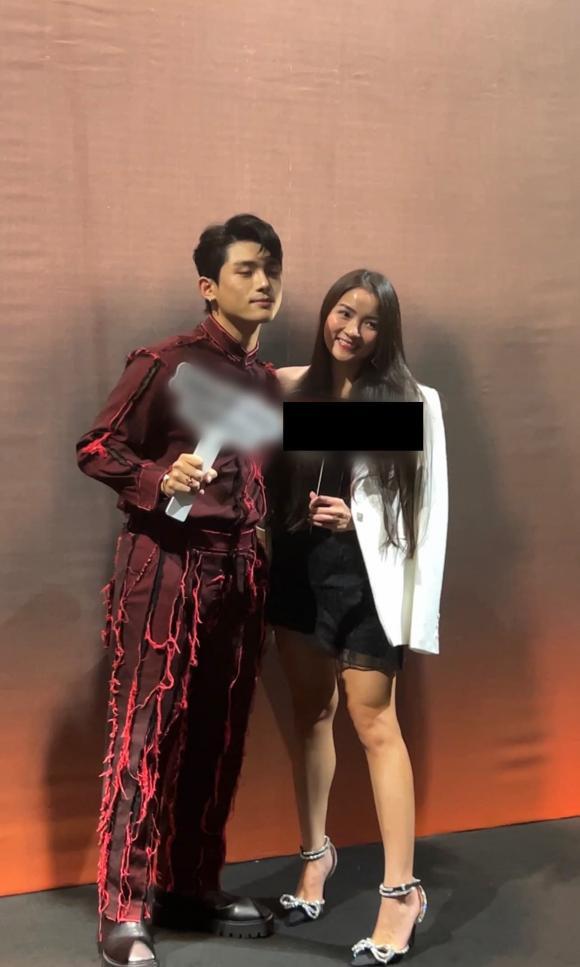 Ngỡ ngàng nhan sắc hot girl đời đầu Thủy Top khi bị quay lén-3