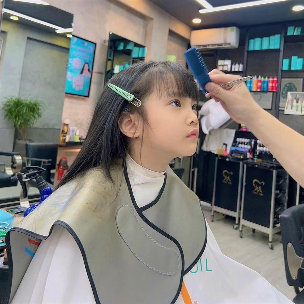 Ái nữ Diệp Lâm Anh ra dáng mỹ nhân, chuẩn bản sao Đức Phạm-3