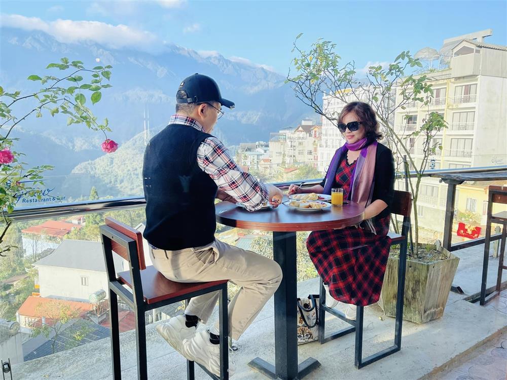 Tin showbiz Việt ngày 23/11: Minh Tú nói về vòng 2 bất thường-4