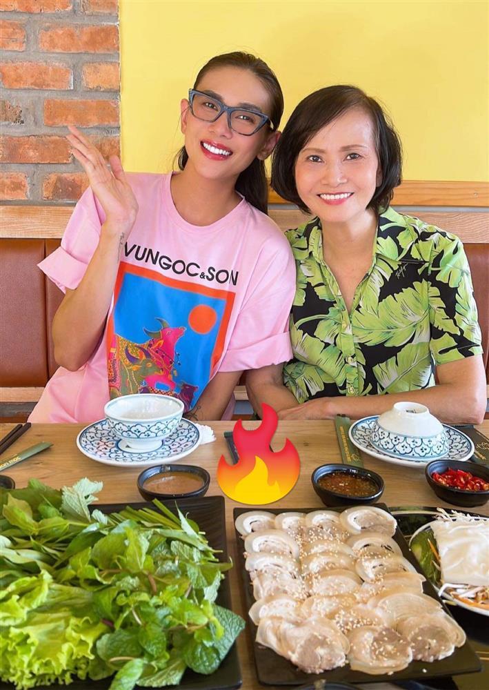 Tin showbiz Việt ngày 23/11: Minh Tú nói về vòng 2 bất thường-11