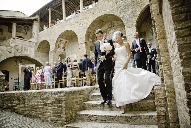 Người dân Italy được thanh toán phí đám cưới khi kết hôn tại nhà thờ-1