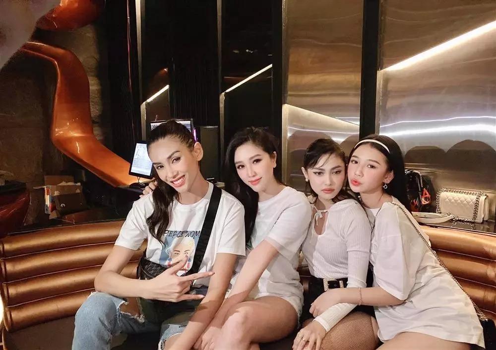 Đọ sắc Lan khuê, Bảo Thy Lần đầu lép vế khi chụp cùng Hoa khôi?-13