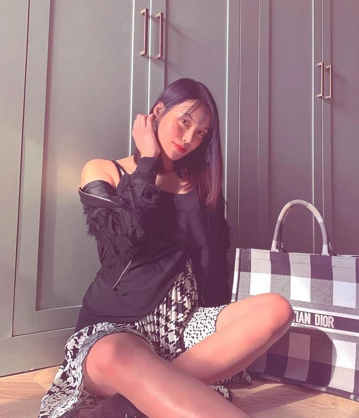 Đọ sắc Lan khuê, Bảo Thy Lần đầu lép vế khi chụp cùng Hoa khôi?-5