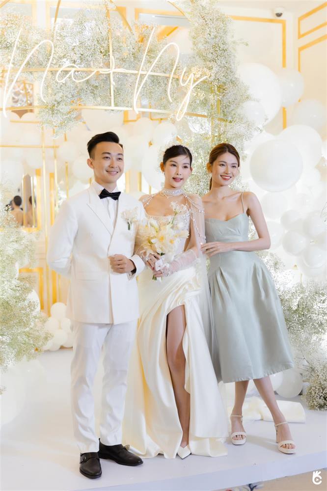 Lộ diện mỹ nhân bắt được hoa cưới Lê Âu Ngân Anh-7