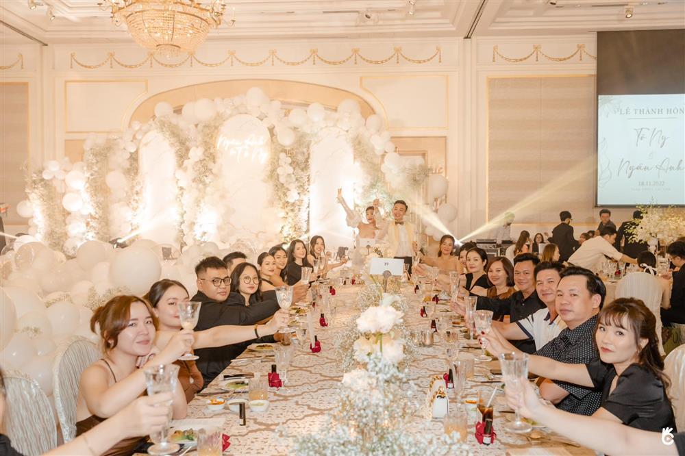 Lộ diện mỹ nhân bắt được hoa cưới Lê Âu Ngân Anh-12