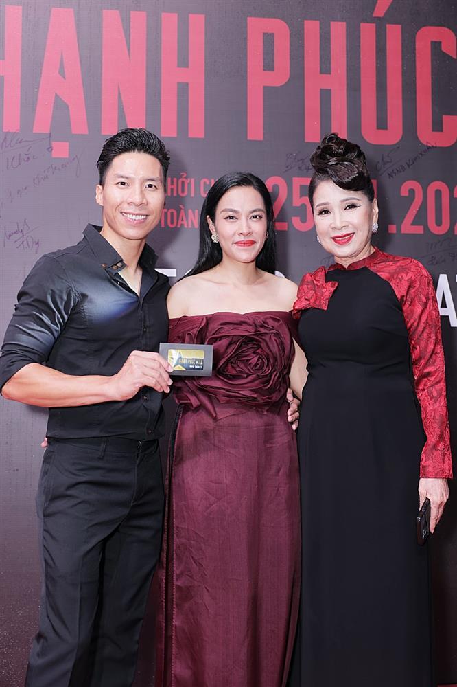 Á hậu chuyển giới Tường Vi, Cát Phượng mặc đẹp nhưng lạc quẻ trên thảm đỏ-3