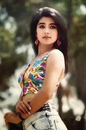 Người đẹp Tây Đô Việt Trinh phản ứng khi bị chê già xấu-7