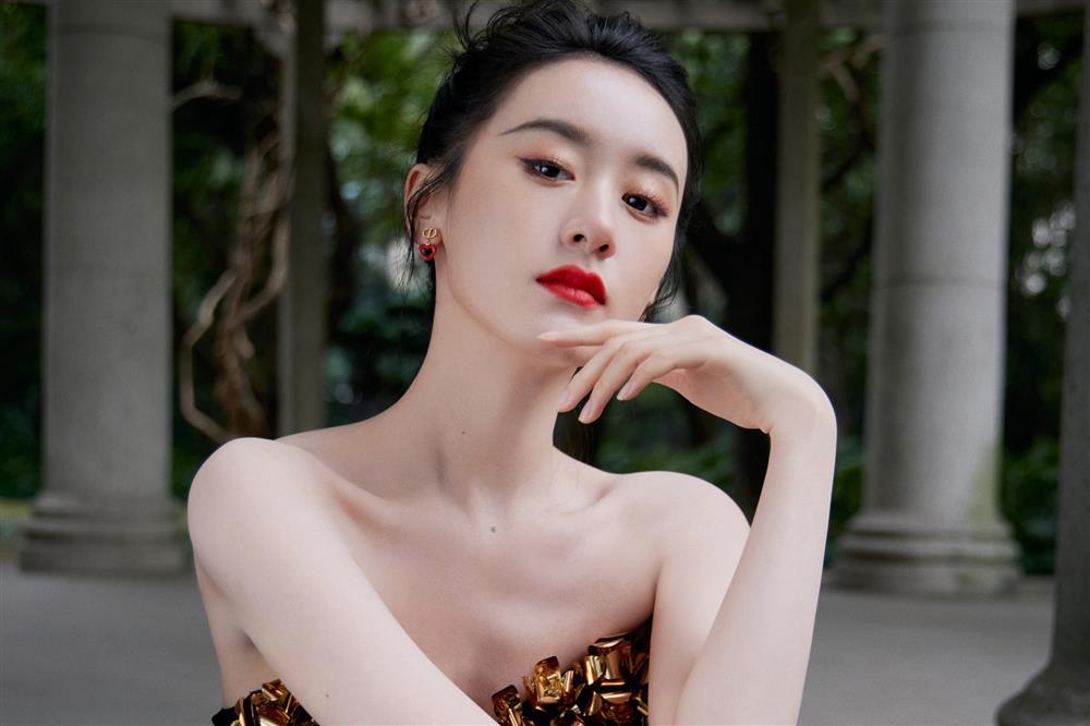 Viên Băng Nghiên tái xuất khiến dân mạng thấy bất công cho Đặng Luân-2