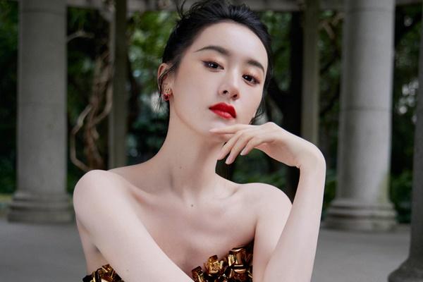 Đặng Luân xuất hiện giản dị nhưng vẫn gây bão sau hơn 2 năm bị phong sát-4