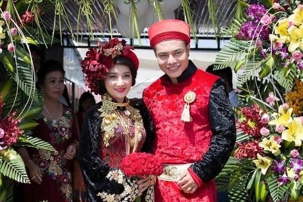 Lê Dương Bảo Lâm 1 nách 3 con, ảnh hậu trường khó đỡ-11