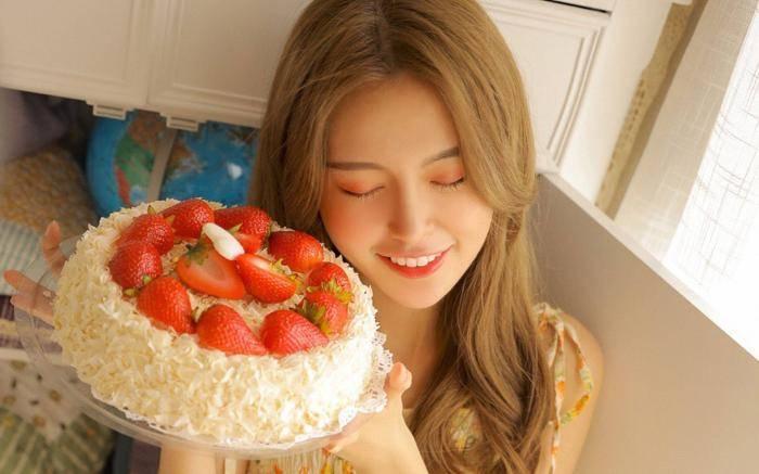 Phụ nữ có 4 nốt ruồi may mắn, vượng phu ích tử-1