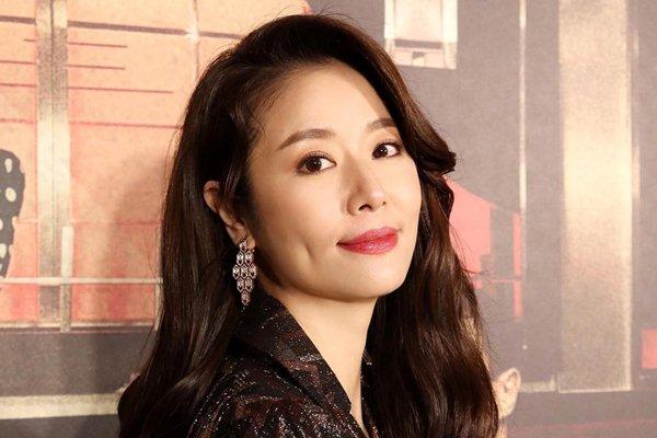 Lâm Tâm Như tức giận khi bị hỏi nệm giường đang dùng hiệu gì-3