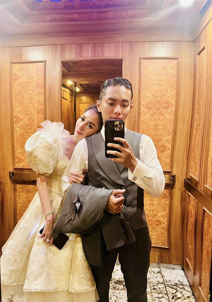 Đám cưới Khánh Thi - Phan Hiển có lượng khách mời khủng-1