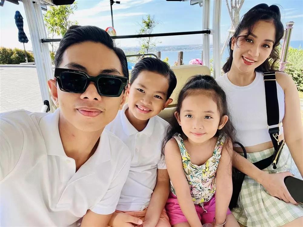 Đám cưới Khánh Thi - Phan Hiển có lượng khách mời khủng-7