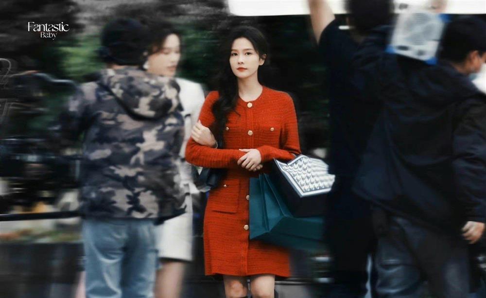 Bạch Lộc gây tranh cãi vì vẻ quê mùa, nhan sắc đáng thất vọng-2