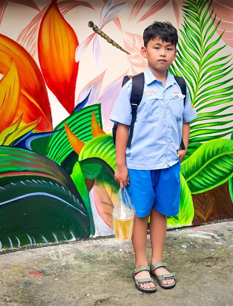 Diễm Hương bức xúc khi con bị xem thường tại nơi bán hàng hiệu-4