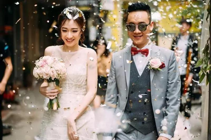 JustaTee nhắn tin cà khịa Trâm Anh, đổi biệt danh của vợ thành Xúc Xinh-1