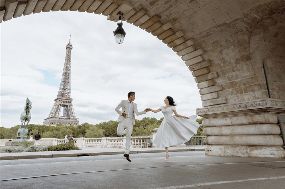 Ảnh cưới Khánh Thi ở Pháp, độc đáo màn khiêu vũ giữa phố-1