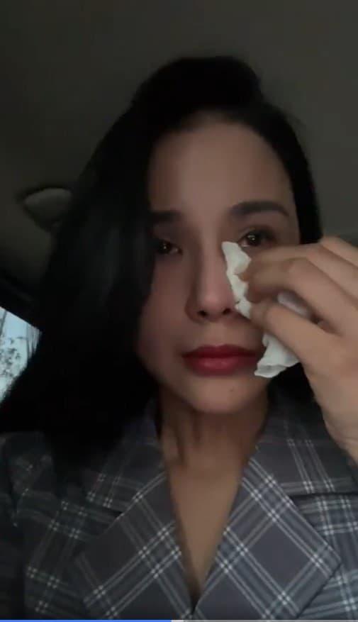 Sao nữ lấy nhầm chồng: Thúy Nga mất tiền, Diệp Lâm Anh bị chặn xe-2