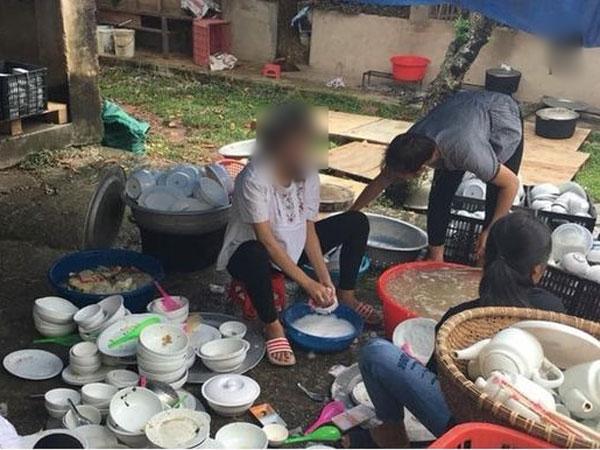 Vợ bầu 8 tháng nhờ mẹ chồng rửa bát, chồng đòi trả về nơi sản xuất-2