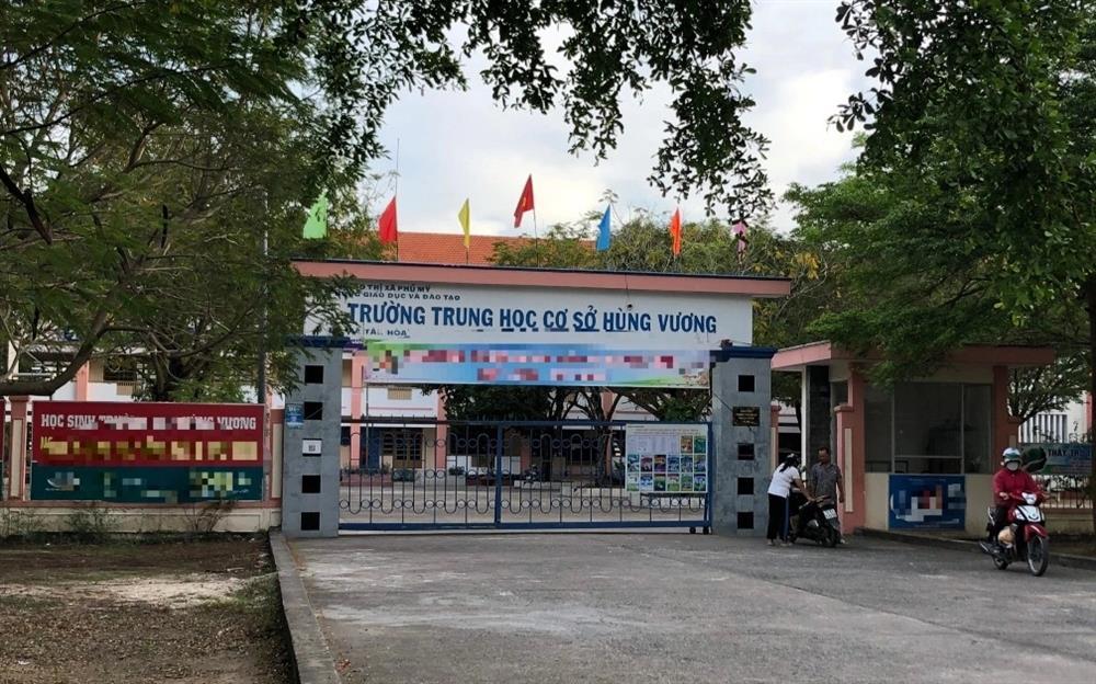 Thêm nữ sinh lớp 11 rơi từ tầng 2 tử vong vì trò đùa tai hại-2