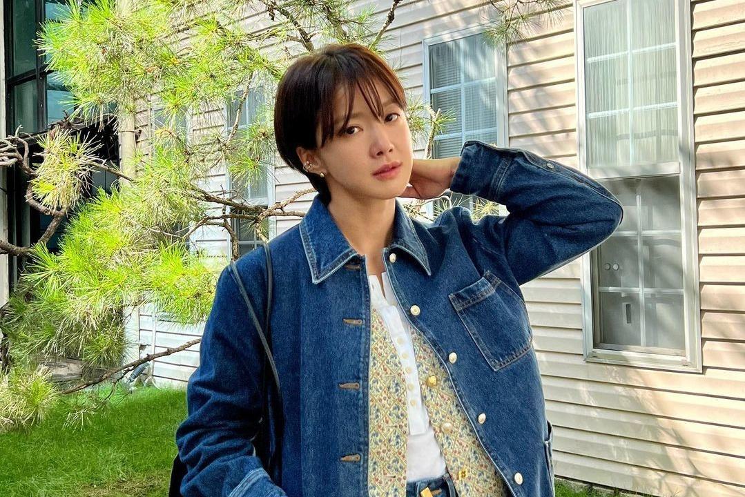 Bắt gặp mỹ nữ diện áo ống khoe bắp tay đá tảng, cánh mày râu nhìn mà ao ước-9