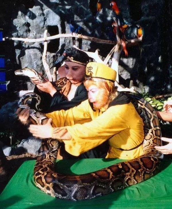 Tây du ký 1986: Cảnh quay đại chiến với mãng xà tinh và sự thật ghê rợn ít ai biết-2