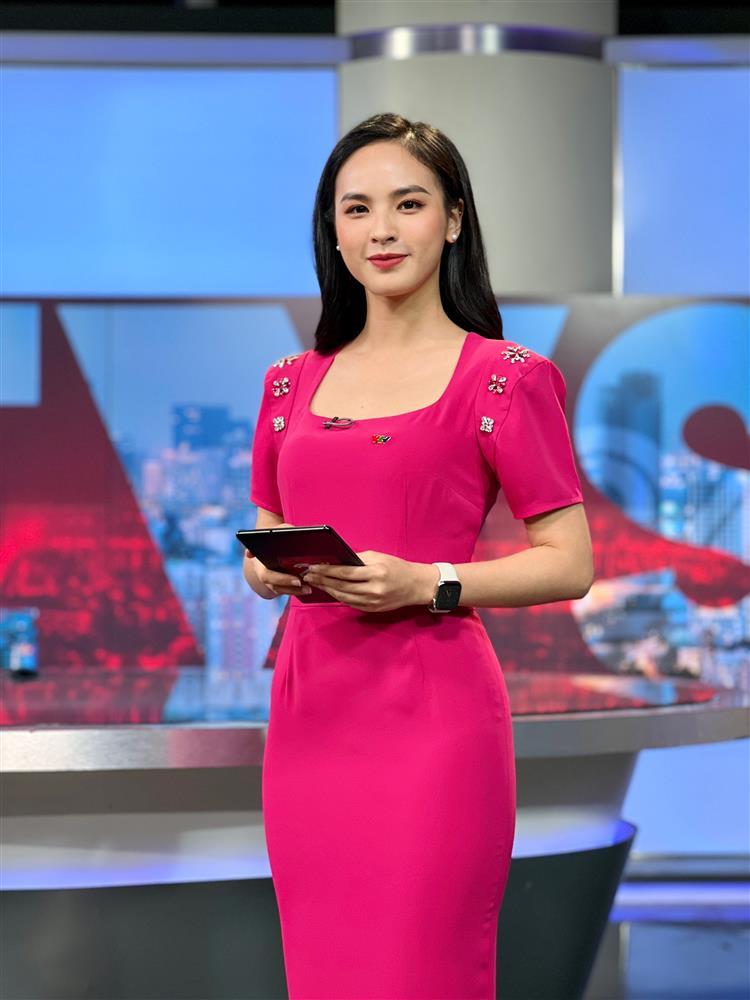 MC Quỳnh Nga tỏa sáng khi dẫn chung kết Hoa hậu Du lịch Quốc tế-6