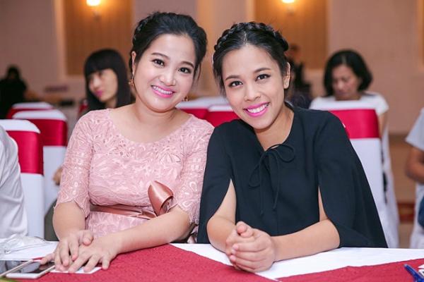 Vợ chồng O Sen Ngọc Mai ăn mừng quán quân, vợ chồng Hồng Phượng vắng mặt-6