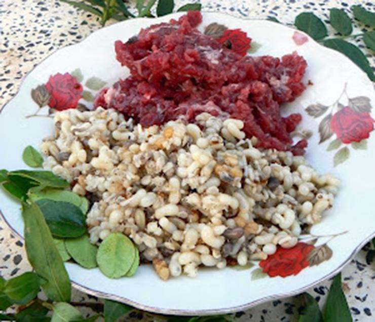 Súp trứng kiến của người Lào mùi kỳ lạ, du khách không dám ăn-3