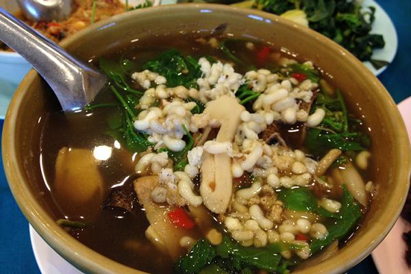 Nhà hàng Hàn Quốc bị kiện vì bán súp kèm chuột chết-2