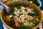 Nhà hàng Hàn Quốc bị kiện vì bán súp kèm chuột chết-2