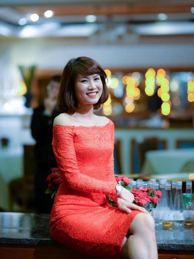 BLV mới ăn đứt 32 hot girl Nóng Cùng World Cup 2022 là ai?-5