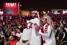 CĐV Qatar phẫn nộ vì đội nhà bị loại sớm