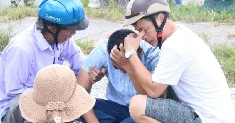 Chồng gào khóc bên thi thể vợ bầu và 2 con bị xe cán tử vong-3