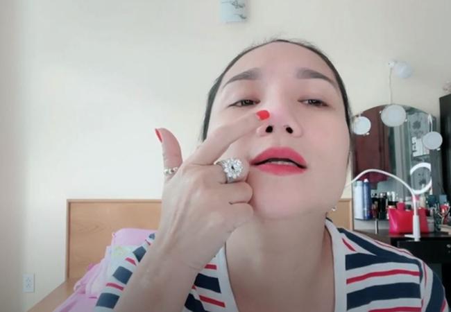 Con gái Cát Tường quyết không dao kéo vì sợ hãi gương mẹ-4