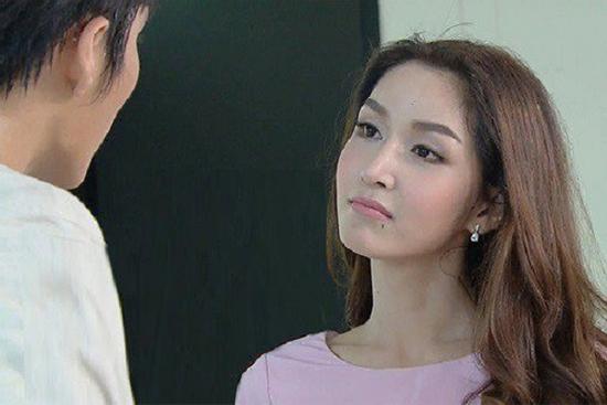 Thư ký của chồng gửi que thử thai 2 vạch, tôi cho phen bẽ mặt