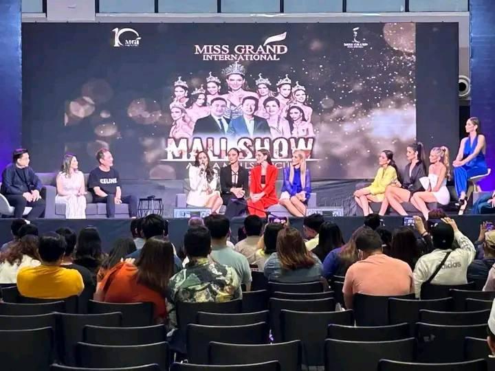 Talkshow của Miss Grand lèo tèo khán giả, chủ mới Miss Universe đăng ảnh đá xéo-3