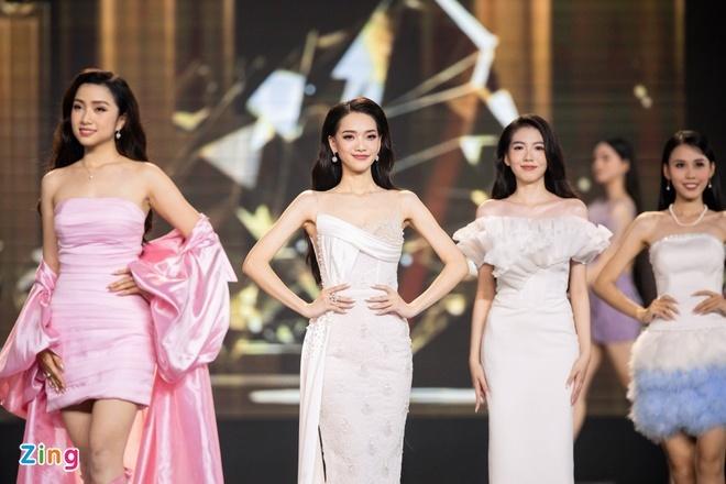 Vòng thi thời trang khó hiểu tại chung khảo Hoa hậu Việt Nam 2022-1