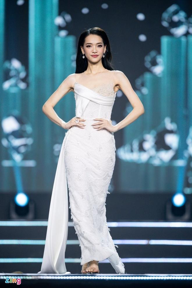 Vòng thi thời trang khó hiểu tại chung khảo Hoa hậu Việt Nam 2022-4