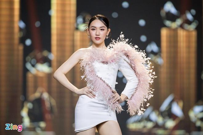 Vòng thi thời trang khó hiểu tại chung khảo Hoa hậu Việt Nam 2022-14