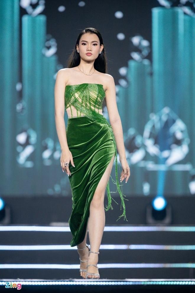 Vòng thi thời trang khó hiểu tại chung khảo Hoa hậu Việt Nam 2022-16
