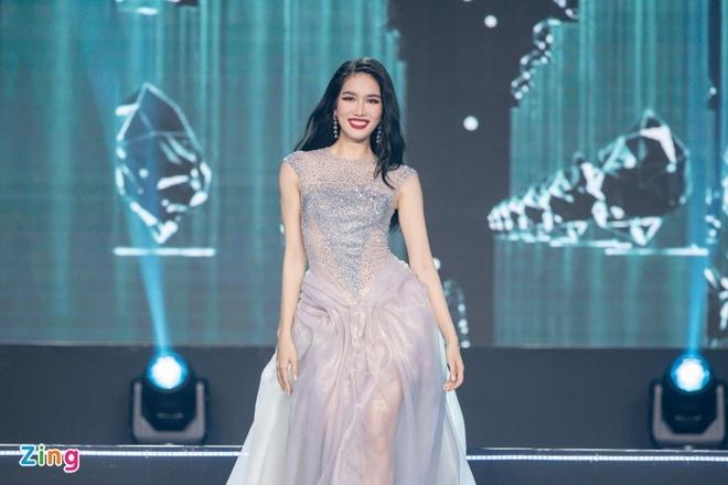 Vòng thi thời trang khó hiểu tại chung khảo Hoa hậu Việt Nam 2022-18
