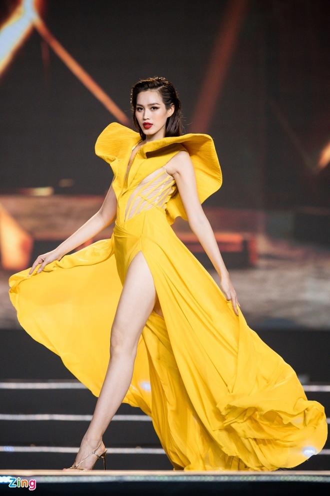 Vòng thi thời trang khó hiểu tại chung khảo Hoa hậu Việt Nam 2022-20