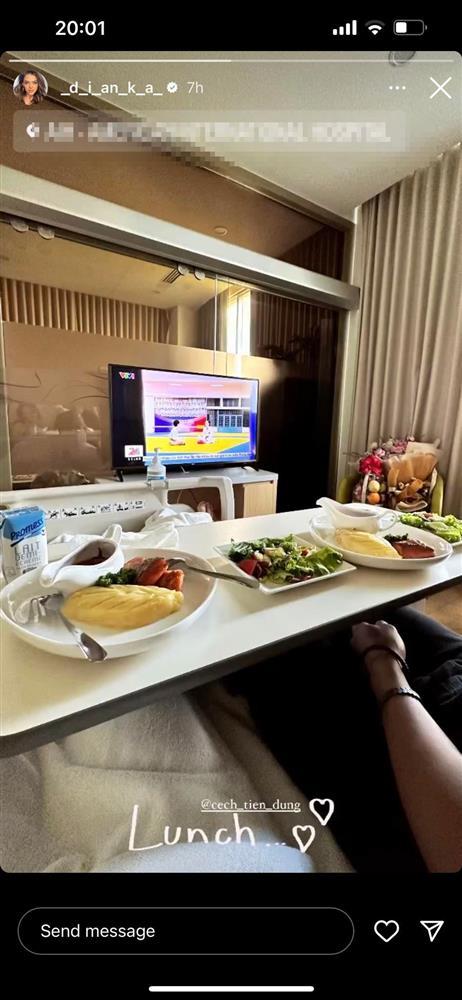 Vợ Tây Bùi Tiến Dũng sinh con, tò mò ngoại hình nhóc tỳ-2