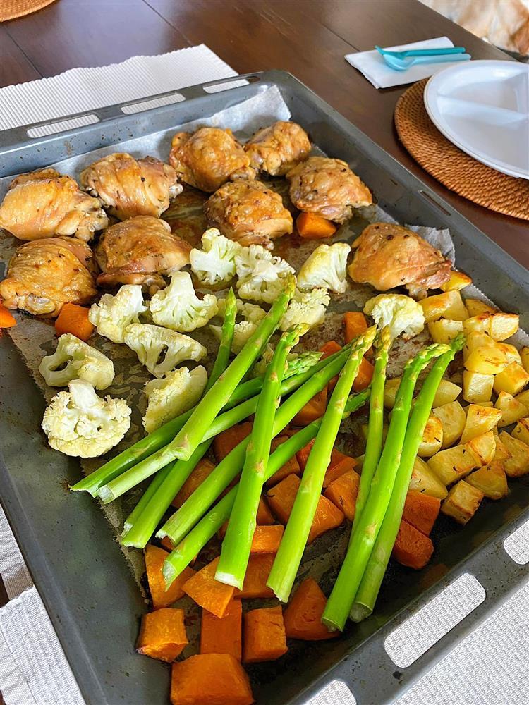 Những mâm cơm xuất sắc của mẹ bỉm Tăng Thanh Hà-17